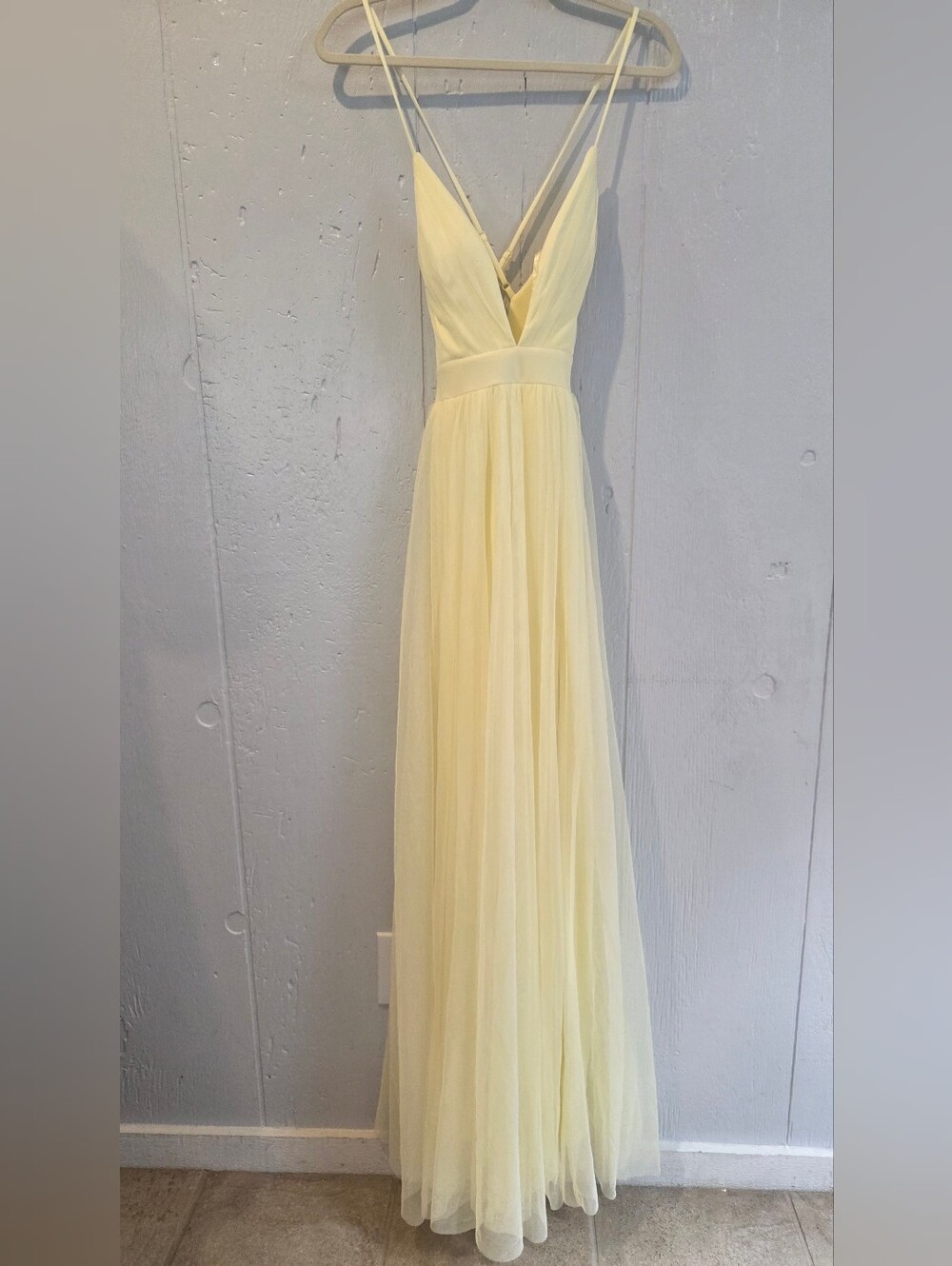 Windsor Elegant Yellow Tulle V-Neck Maxi Dress